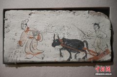祁连山下高台魏晋壁画砖中穿越千年的“春耕记忆”
